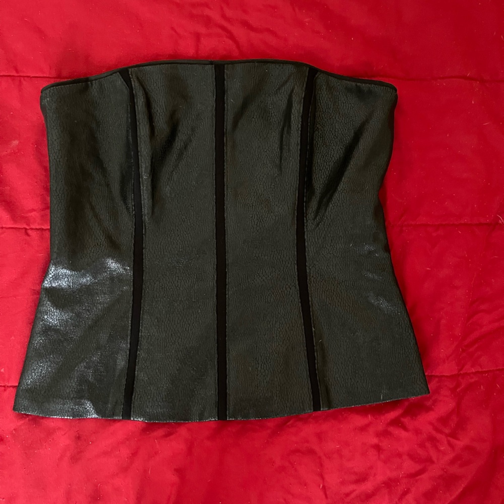 White House black market black bustier